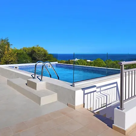 Cape Panorama Villa *