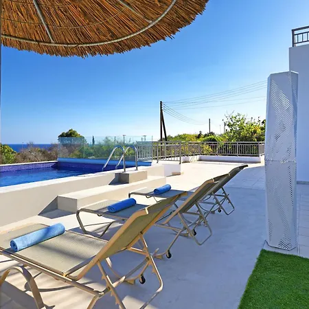 Cape Panorama Villa *